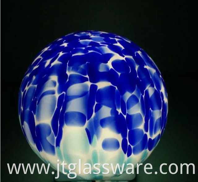 glass garden ball 01